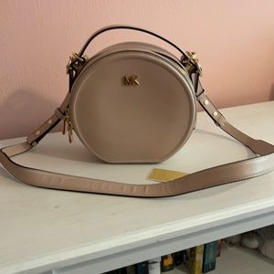 Michael Kors Delaney Crossbody